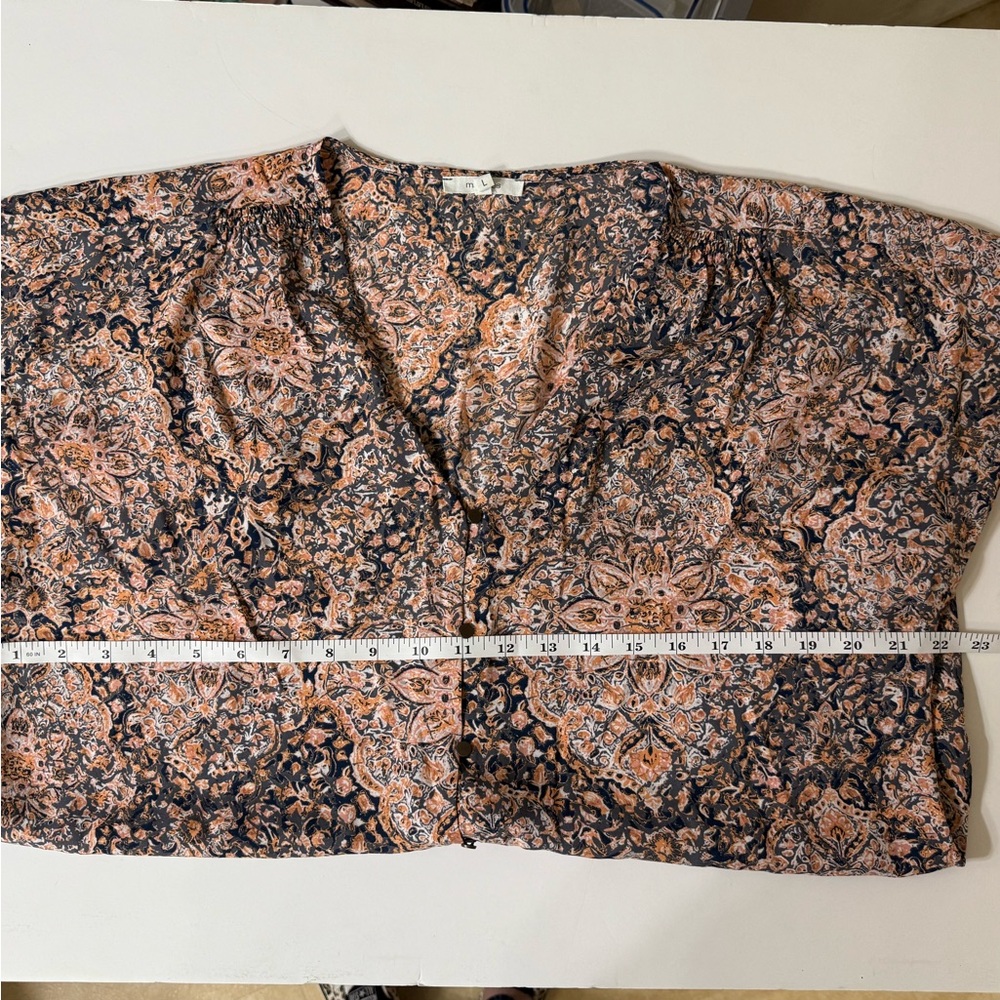 Maurices Blouse Floral with Pattern Button Up- Cap Sleeves, V-neck, Size Large - Picture 8 of 11